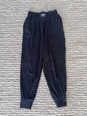 Zumba Black Cotton Joggers Small Elastic Waist Cuffs